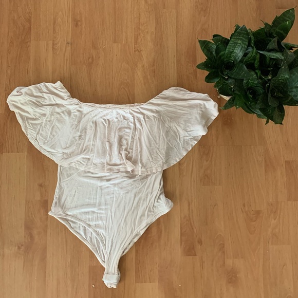 Off shoulder body suit - Picture 1 of 4